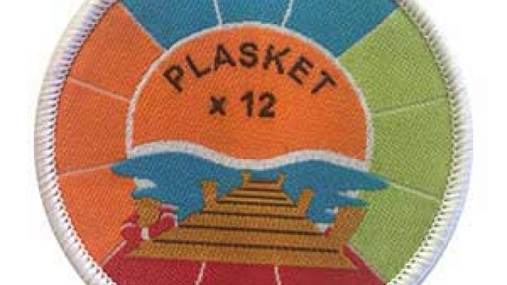 Plasket x 12